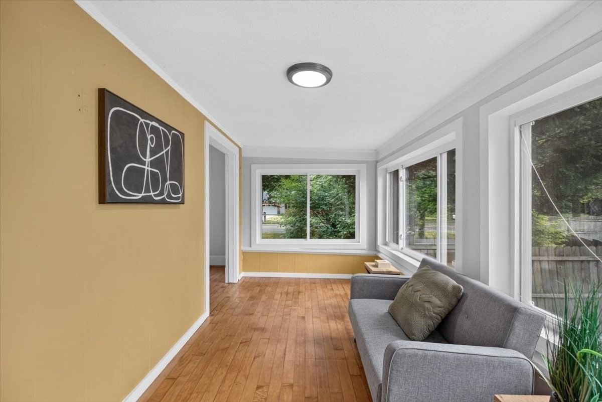 2306 Wilbraham Rd Springfield — Photo 16 of 42