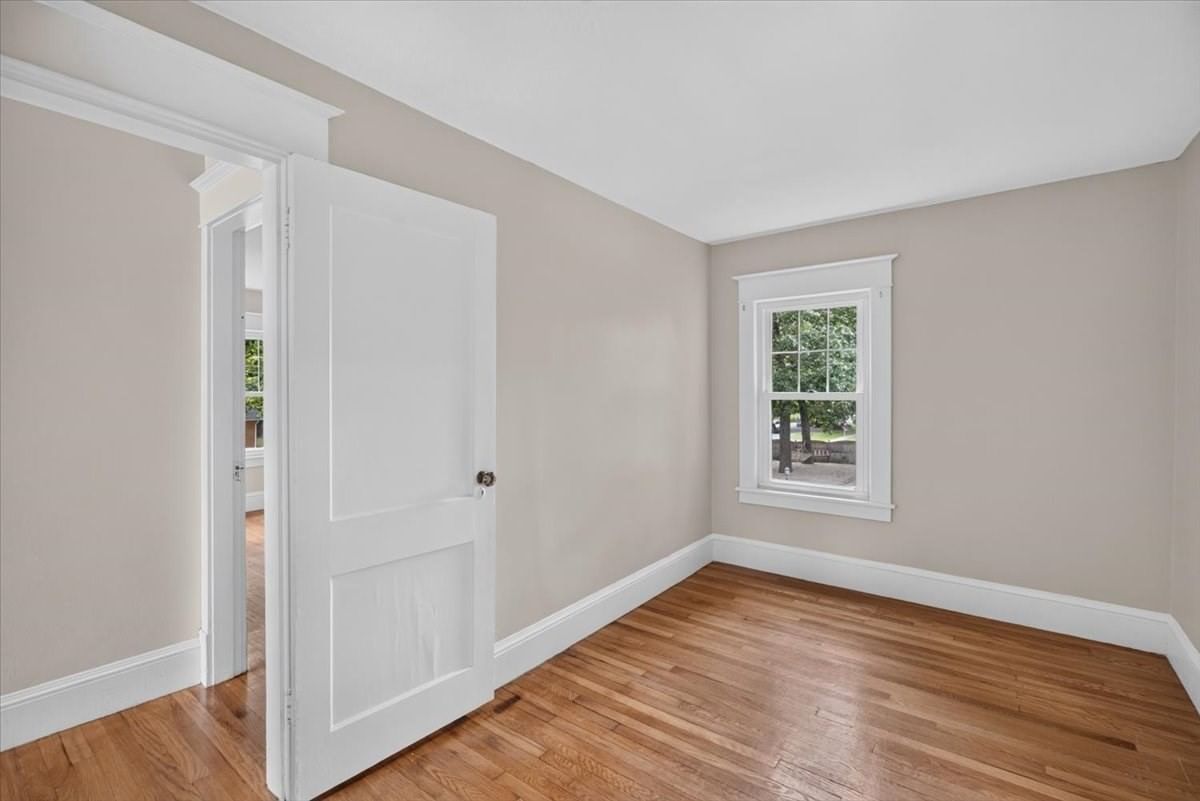 2306 Wilbraham Rd Springfield — Photo 19 of 42