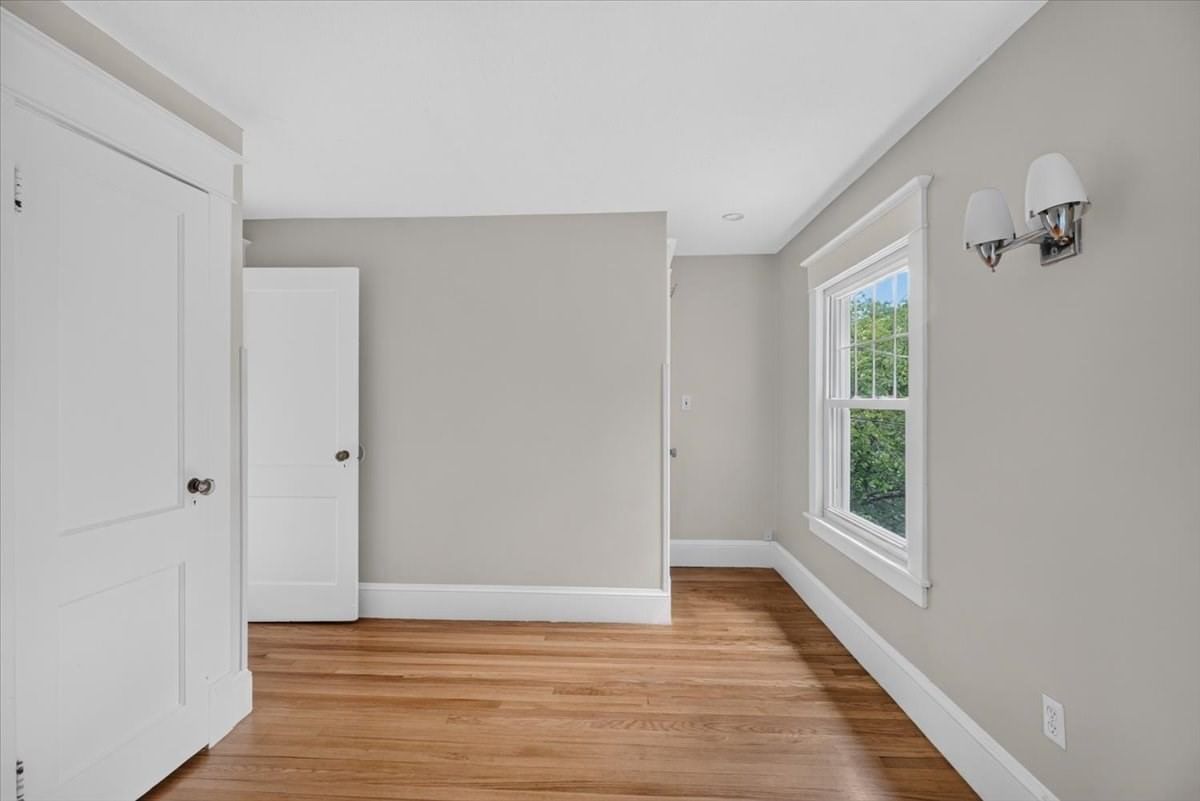 2306 Wilbraham Rd Springfield — Photo 24 of 42
