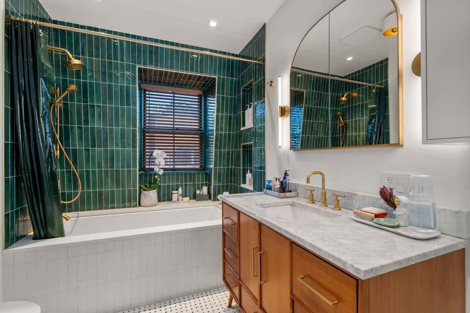 331 Shawmut Ave #4 Boston — Photo 16 of 29
