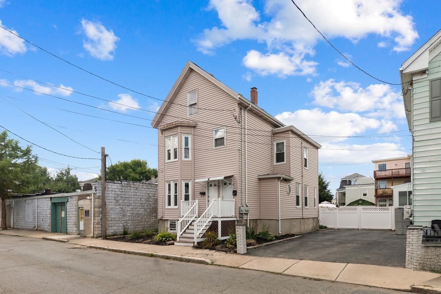 17 Rush St. Somerville — Photo 3 of 31