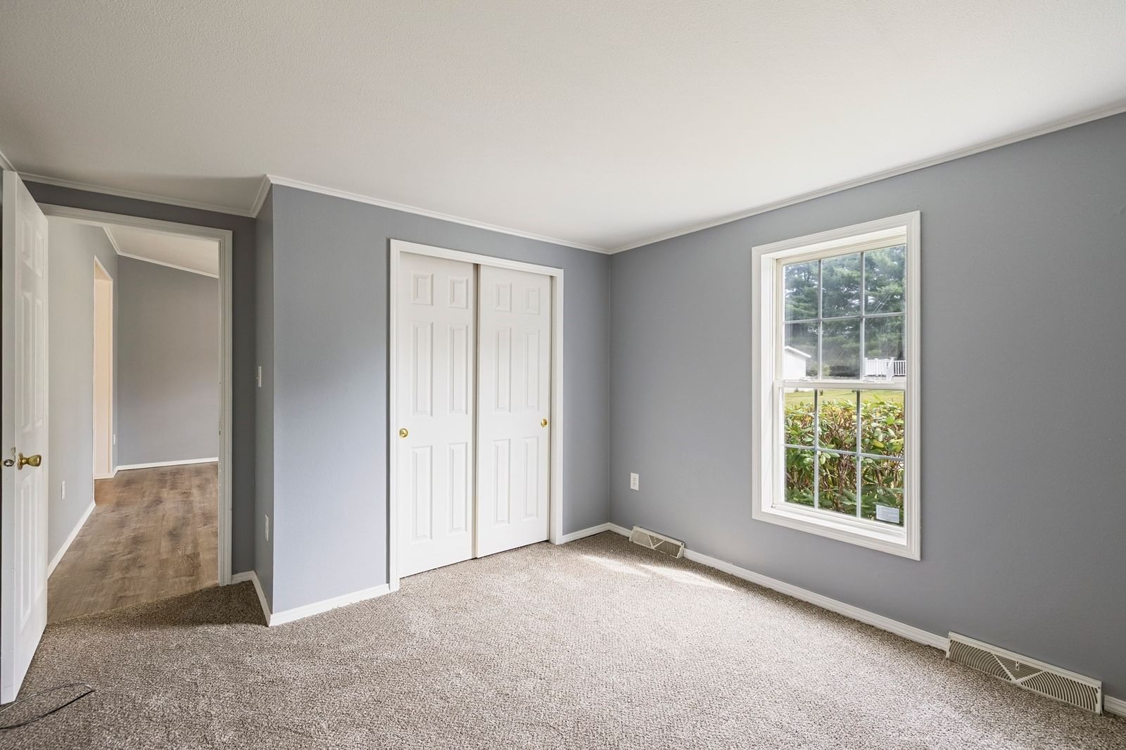 21 Fox Run Brookfield — Photo 14 of 29