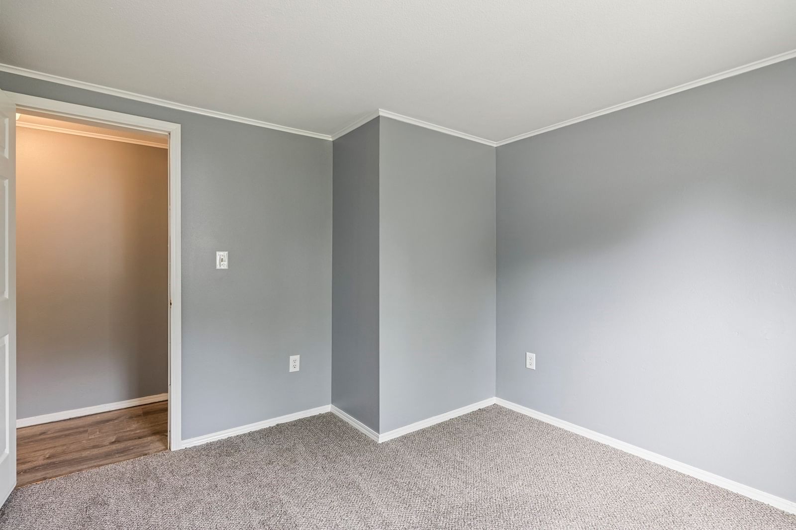21 Fox Run Brookfield — Photo 17 of 29