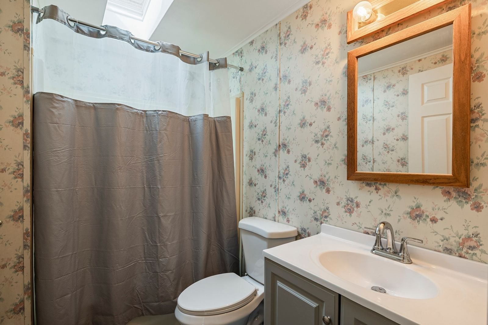 21 Fox Run Brookfield — Photo 21 of 29