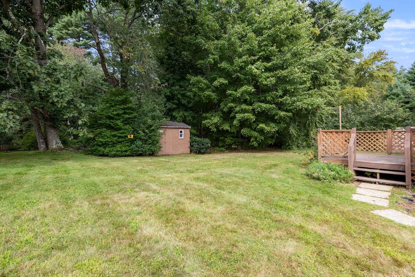 21 Fox Run Brookfield — Photo 25 of 29