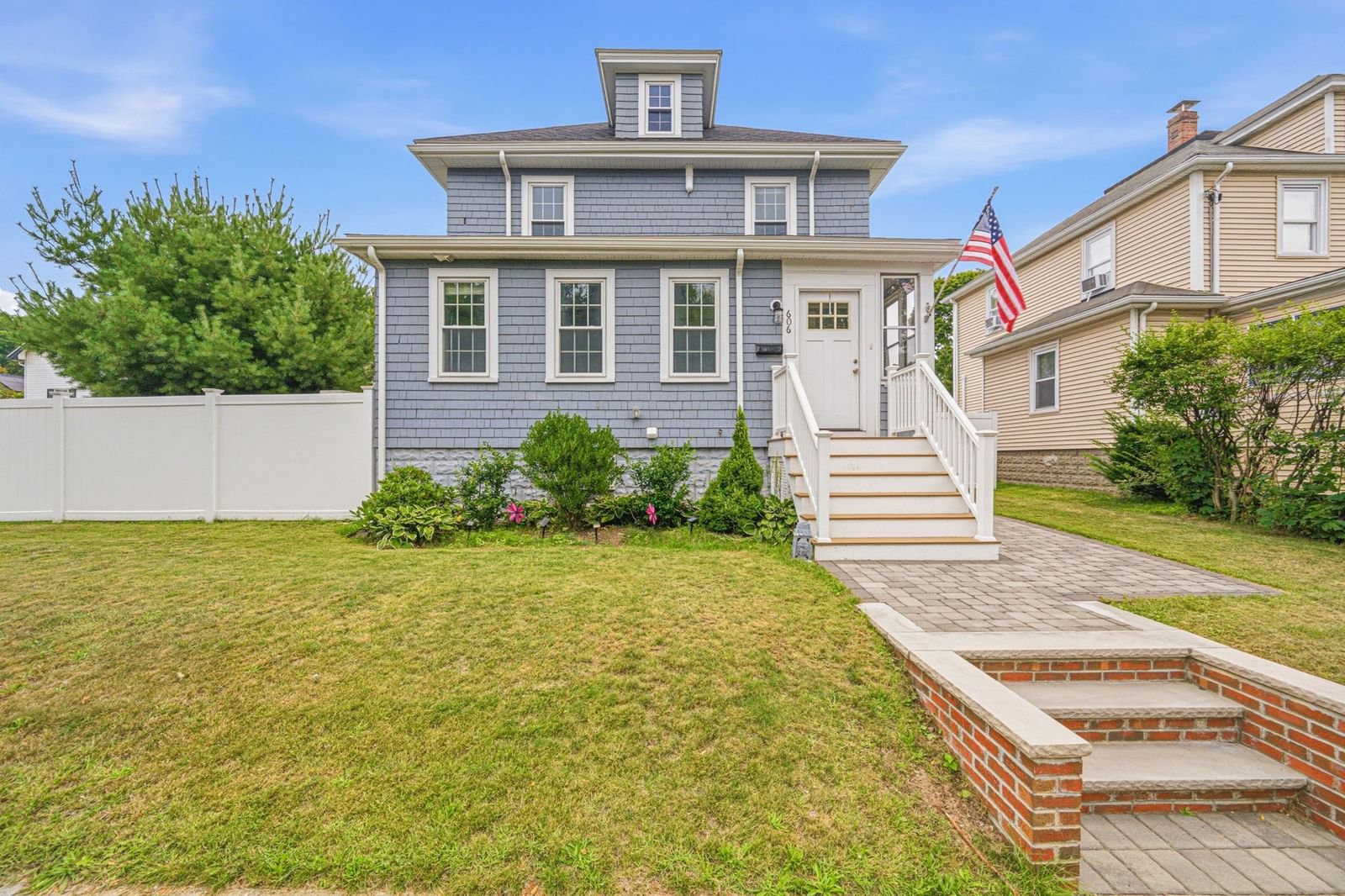 Property at 606 Lincoln Ave, Saugus, MA 01906