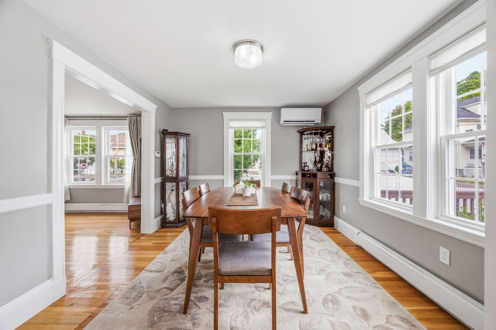 606 Lincoln Ave Saugus — Photo 13 of 42