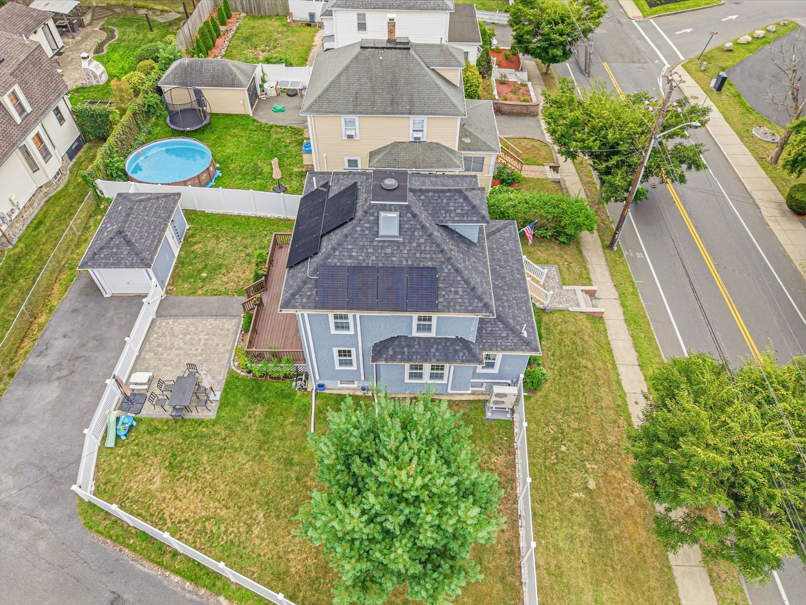 606 Lincoln Ave Saugus — Photo 40 of 42