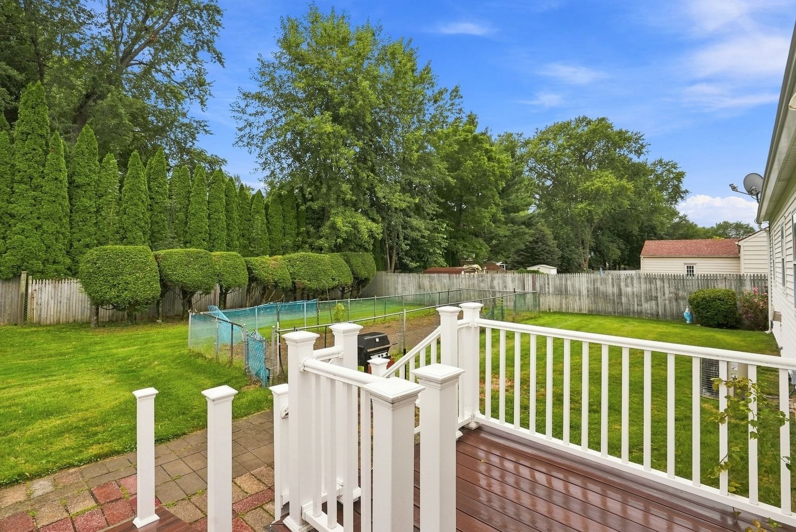 13 Parker St Agawam — Photo 10 of 35