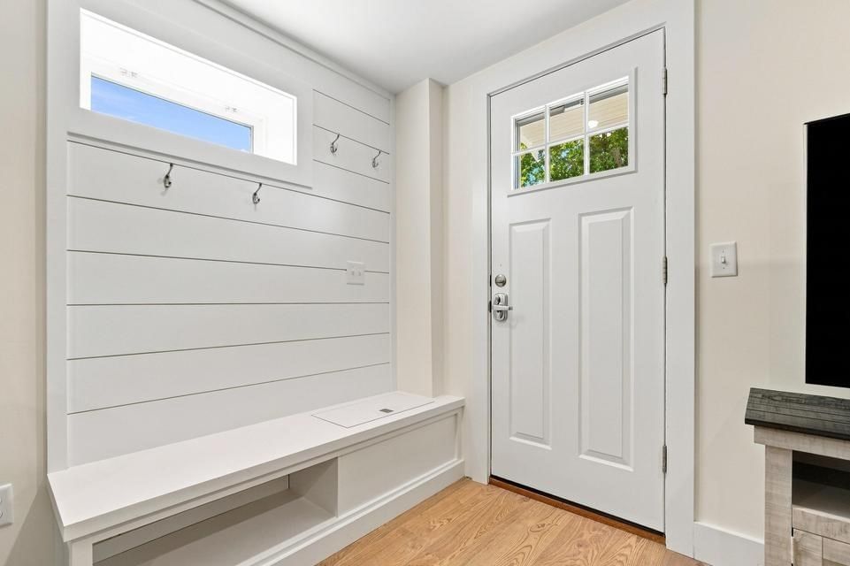 33 Dexter Ave Sandwich — Photo 10 of 42