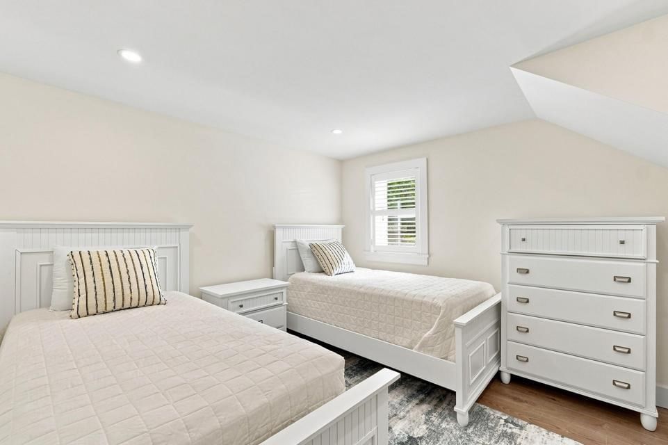 33 Dexter Ave Sandwich — Photo 18 of 42