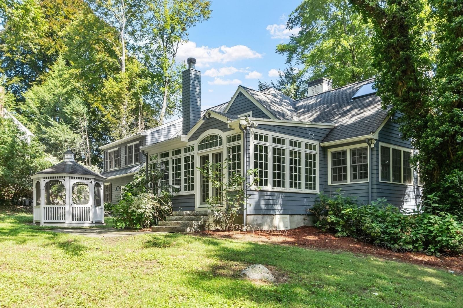 Property at 5 Tavern Ln, Lexington, MA 02421