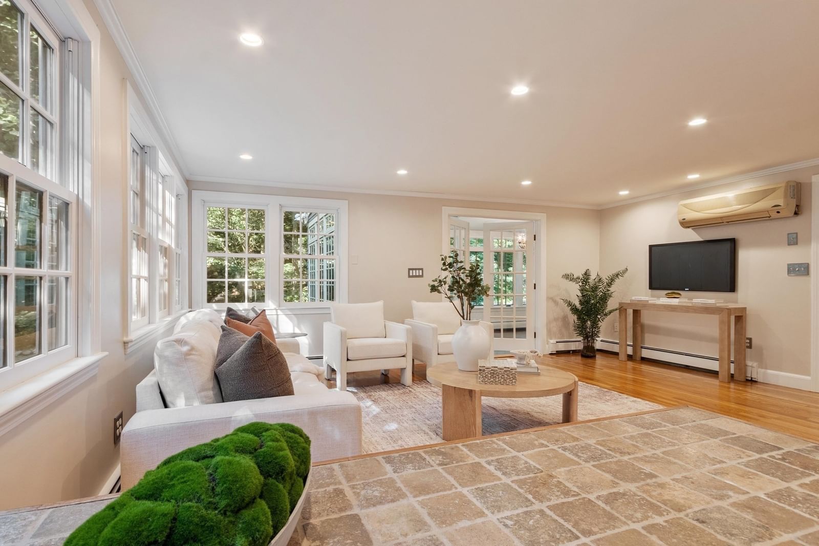 5 Tavern Ln Lexington — Photo 10 of 41