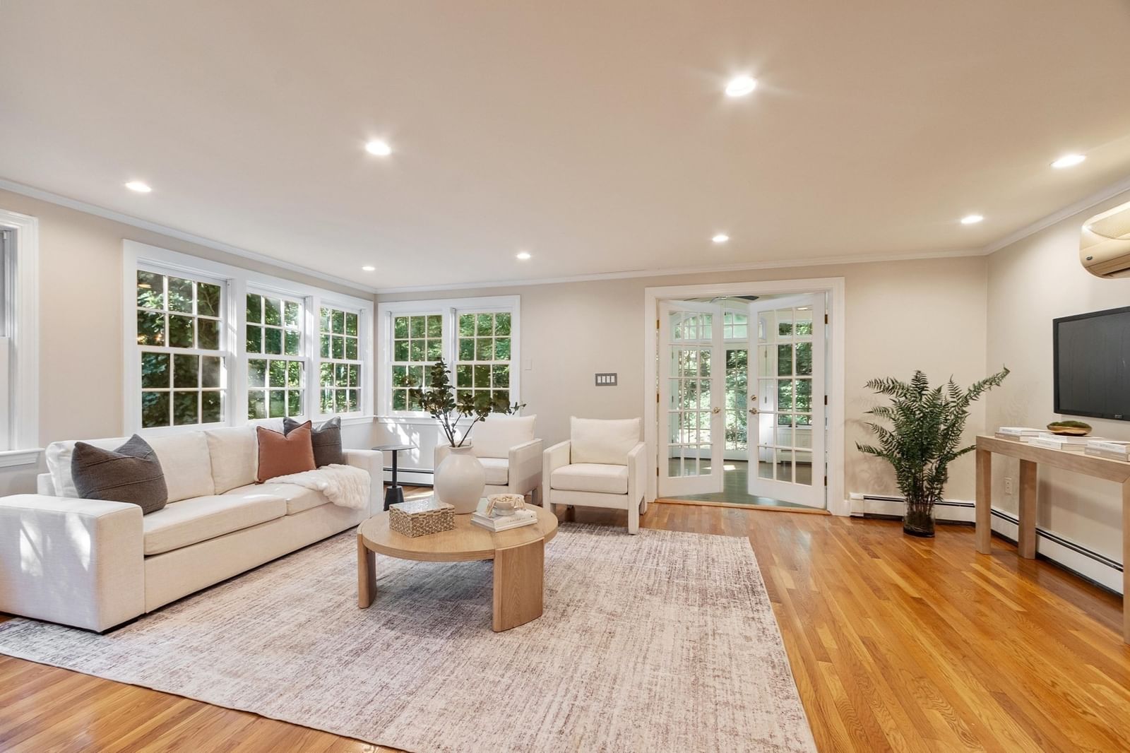5 Tavern Ln Lexington — Photo 12 of 41