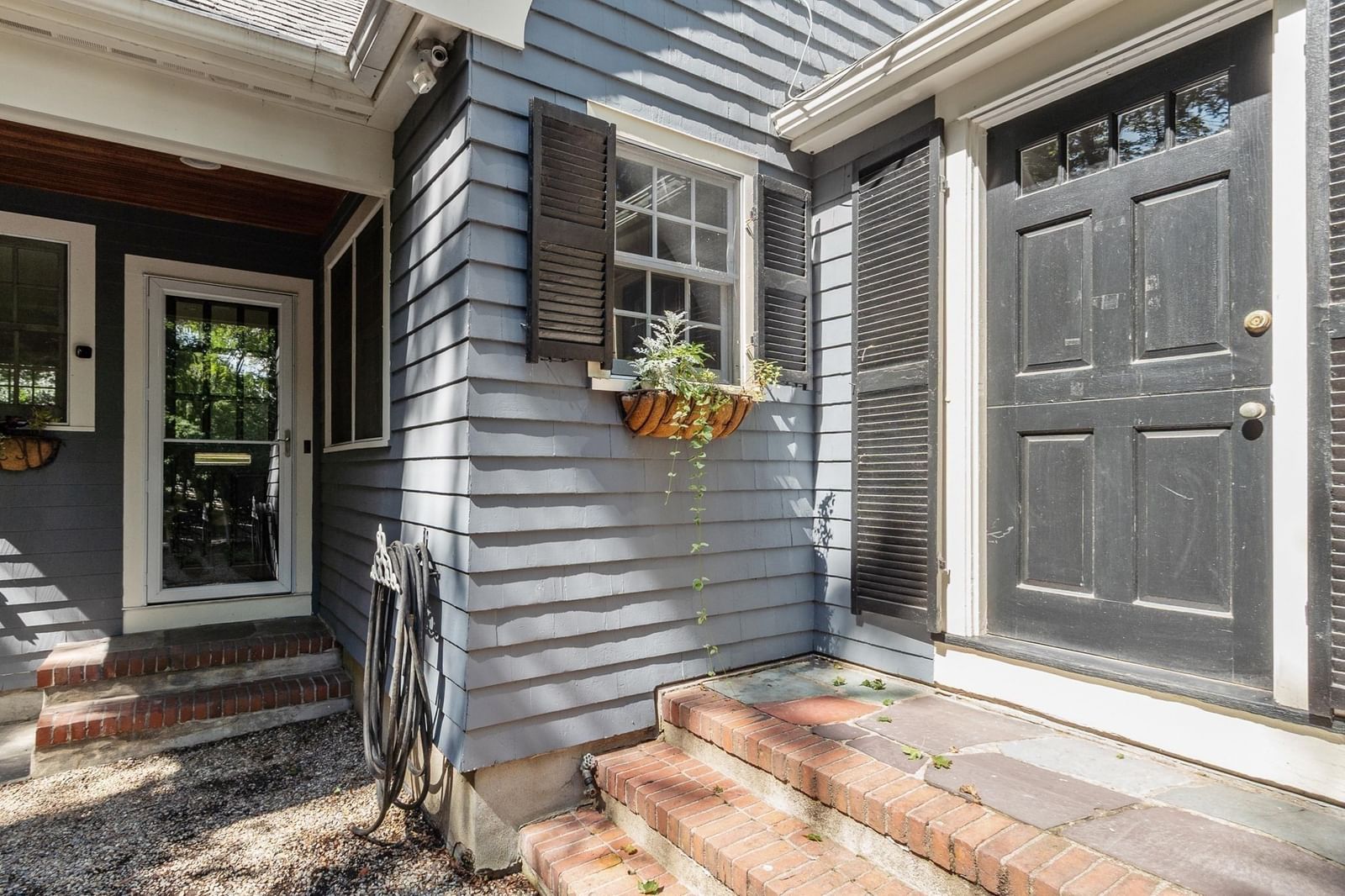 5 Tavern Ln Lexington — Photo 4 of 41