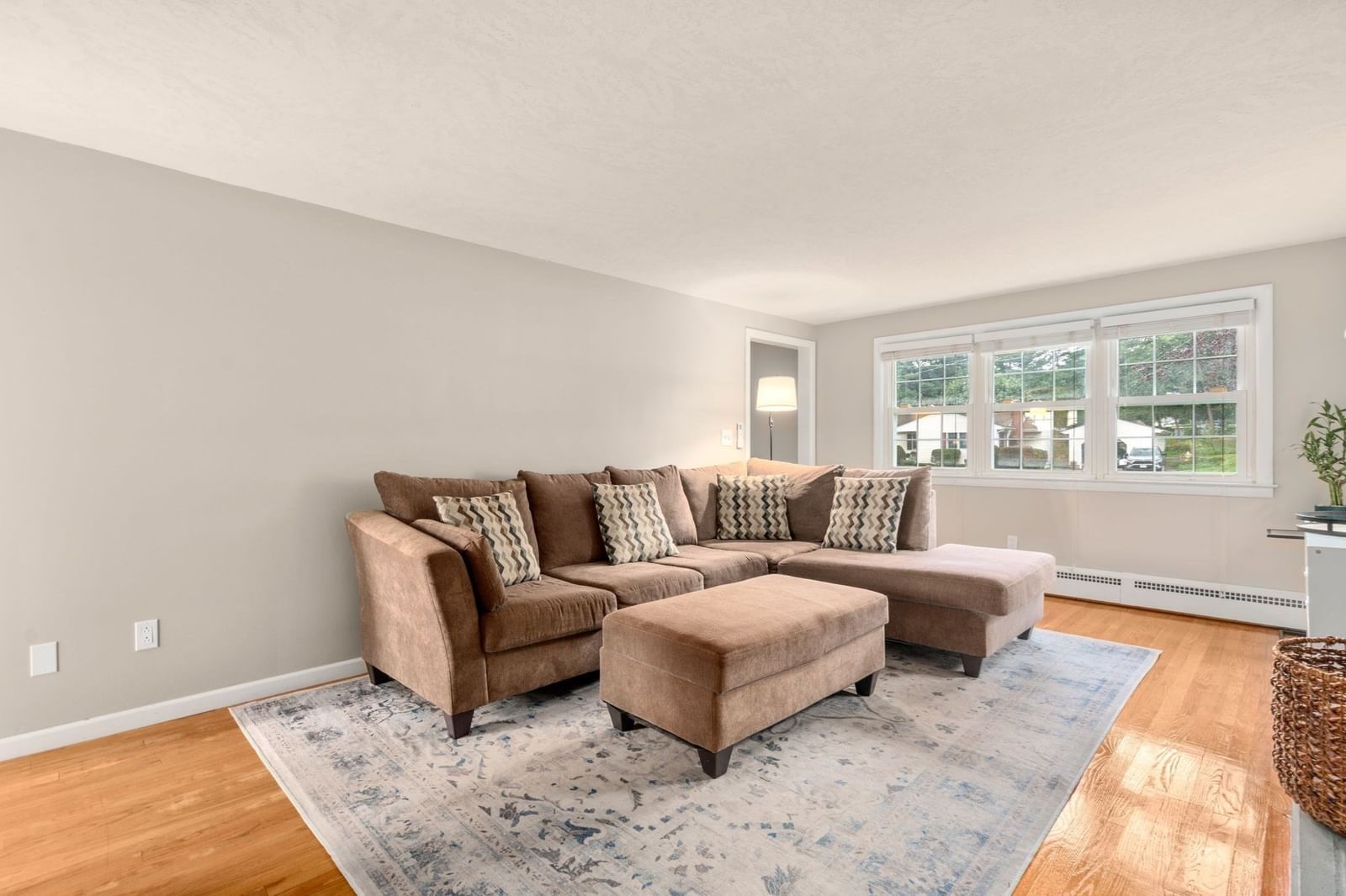 38 Grandview Drive Westfield — Photo 4 of 42