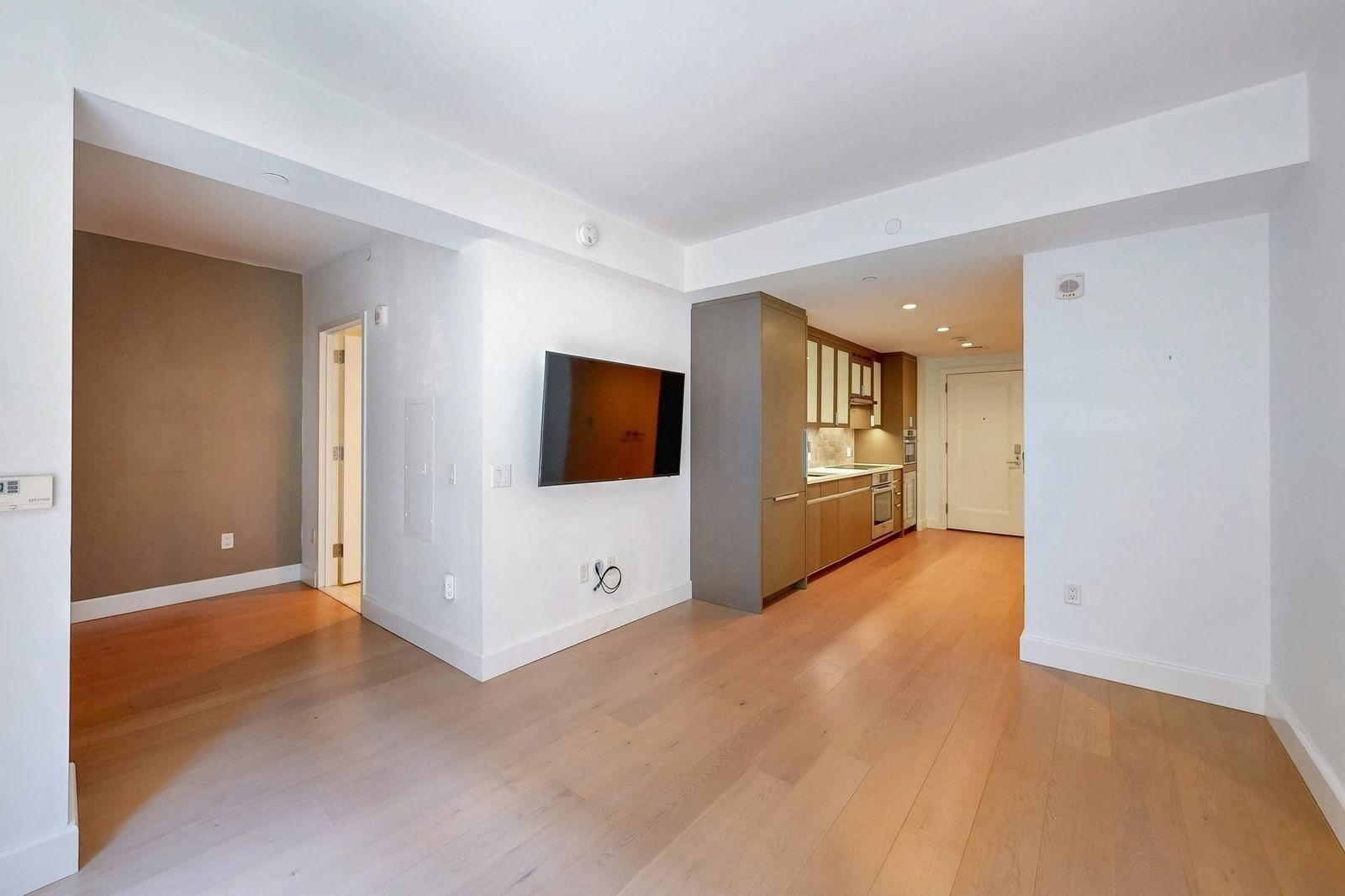 Property at 100 Lovejoy Wharf #5Q, Boston, MA 02114