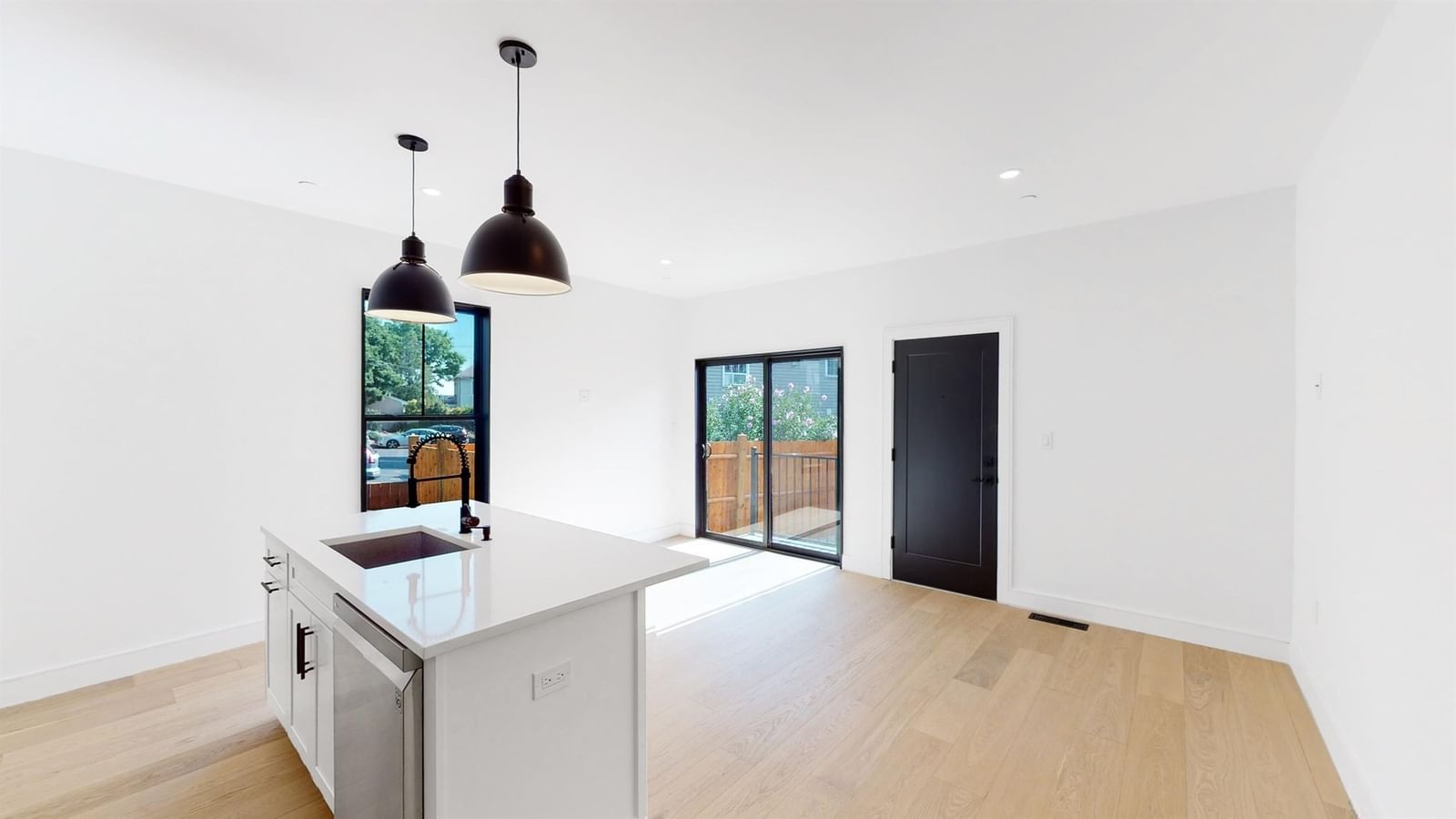 19-21 Buttonwood St Boston — Photo 10 of 12