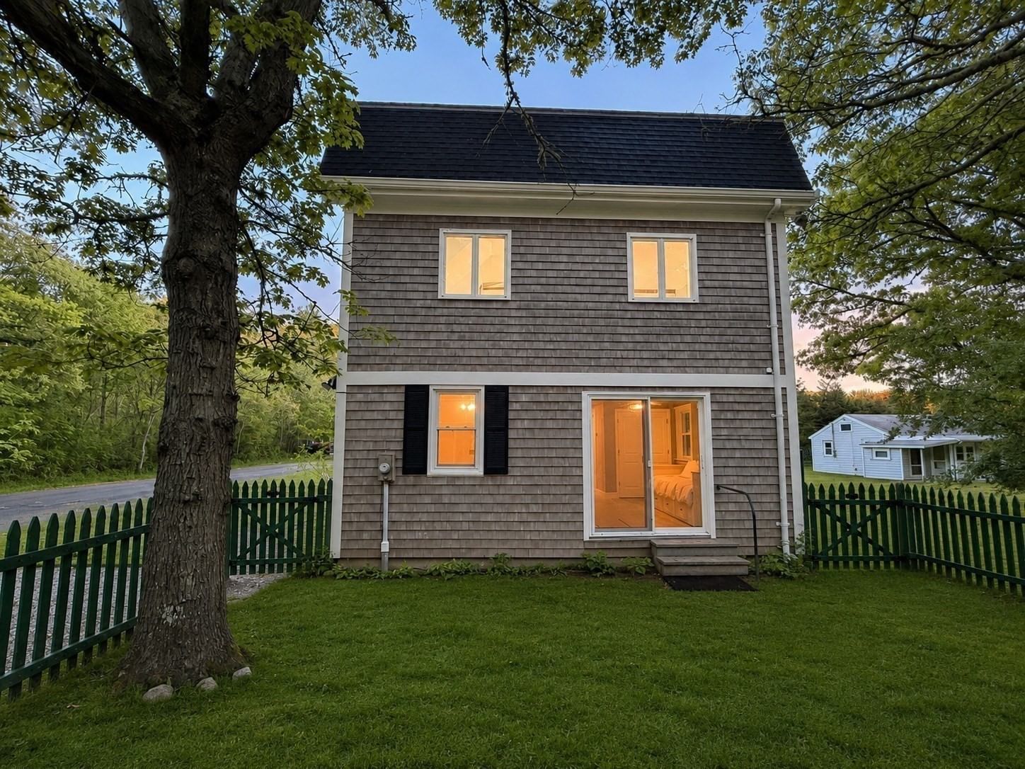 105 Dogwood Fairhaven — Photo 4 of 33