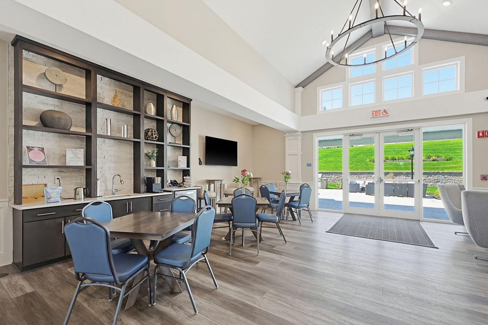 4 Peters Farm Way #409 Westborough — Photo 30 of 38
