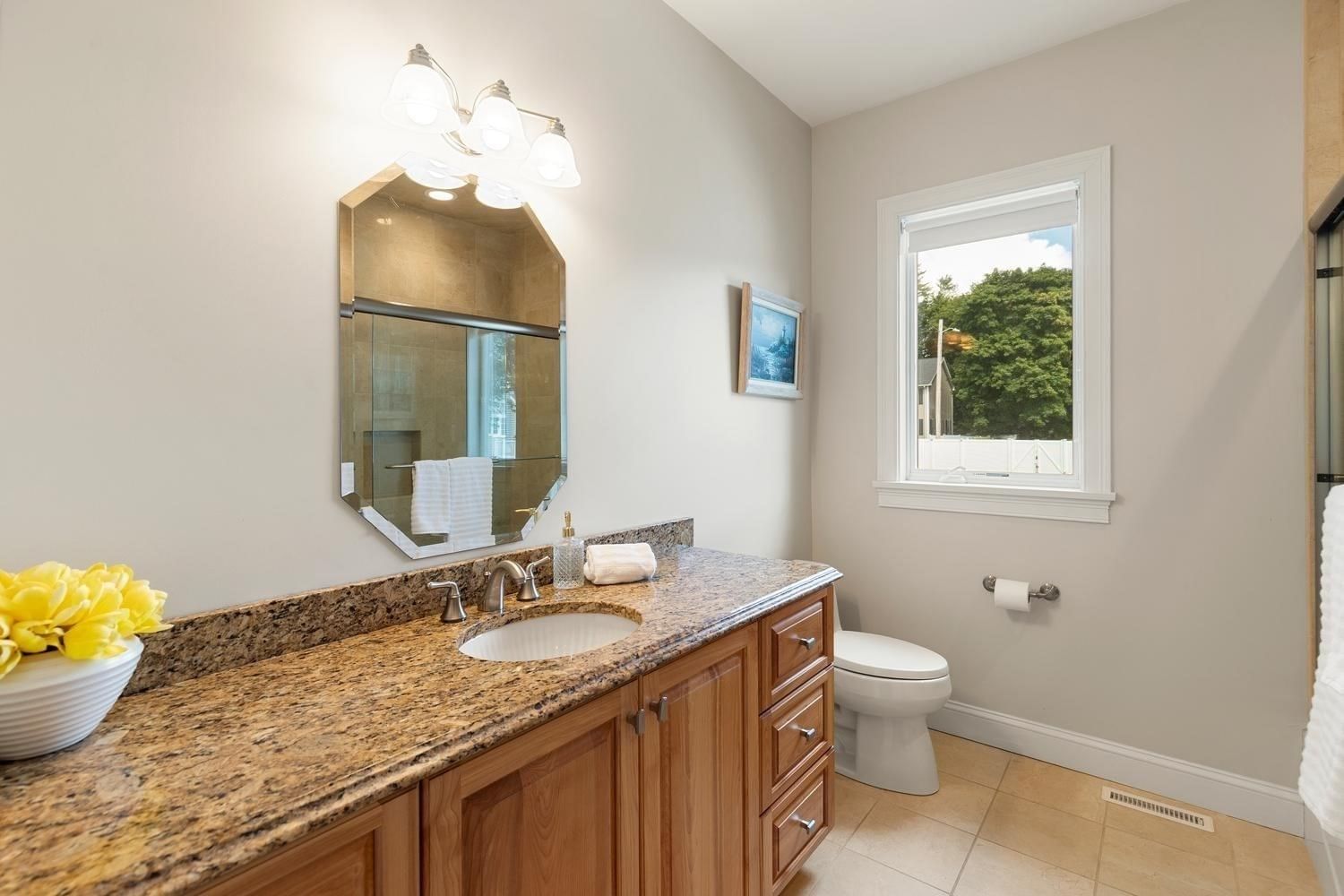 30 Hampden Ave Burlington — Photo 21 of 33