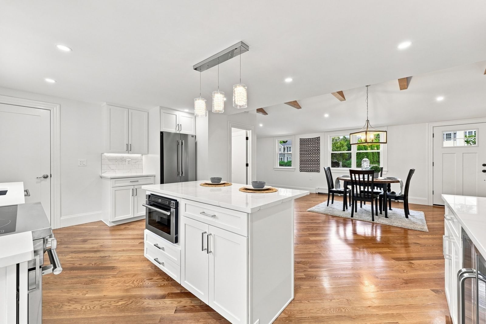 121 Elm St North Reading — Photo 14 of 34