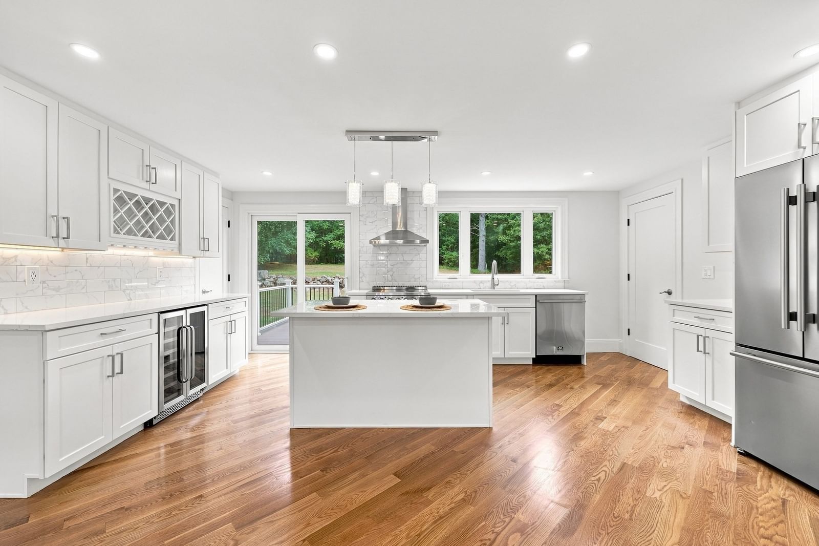 121 Elm St North Reading — Photo 16 of 34