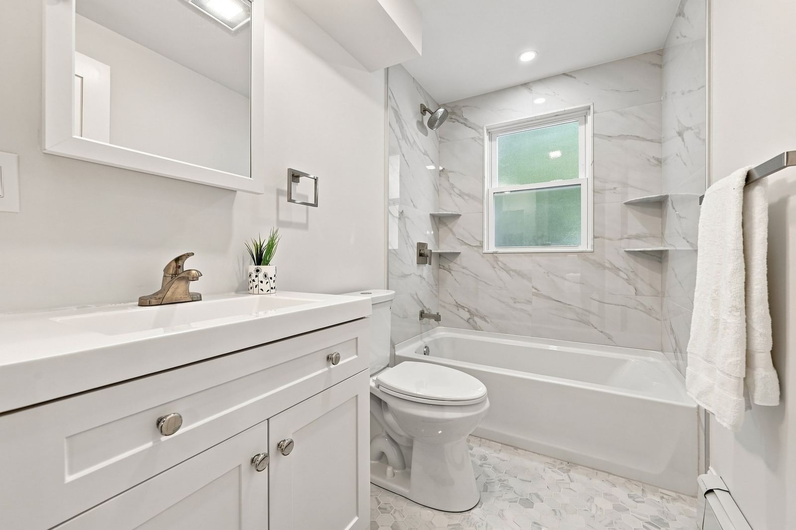 121 Elm St North Reading — Photo 18 of 34