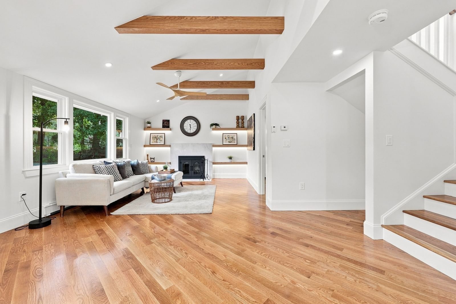 121 Elm St North Reading — Photo 7 of 34