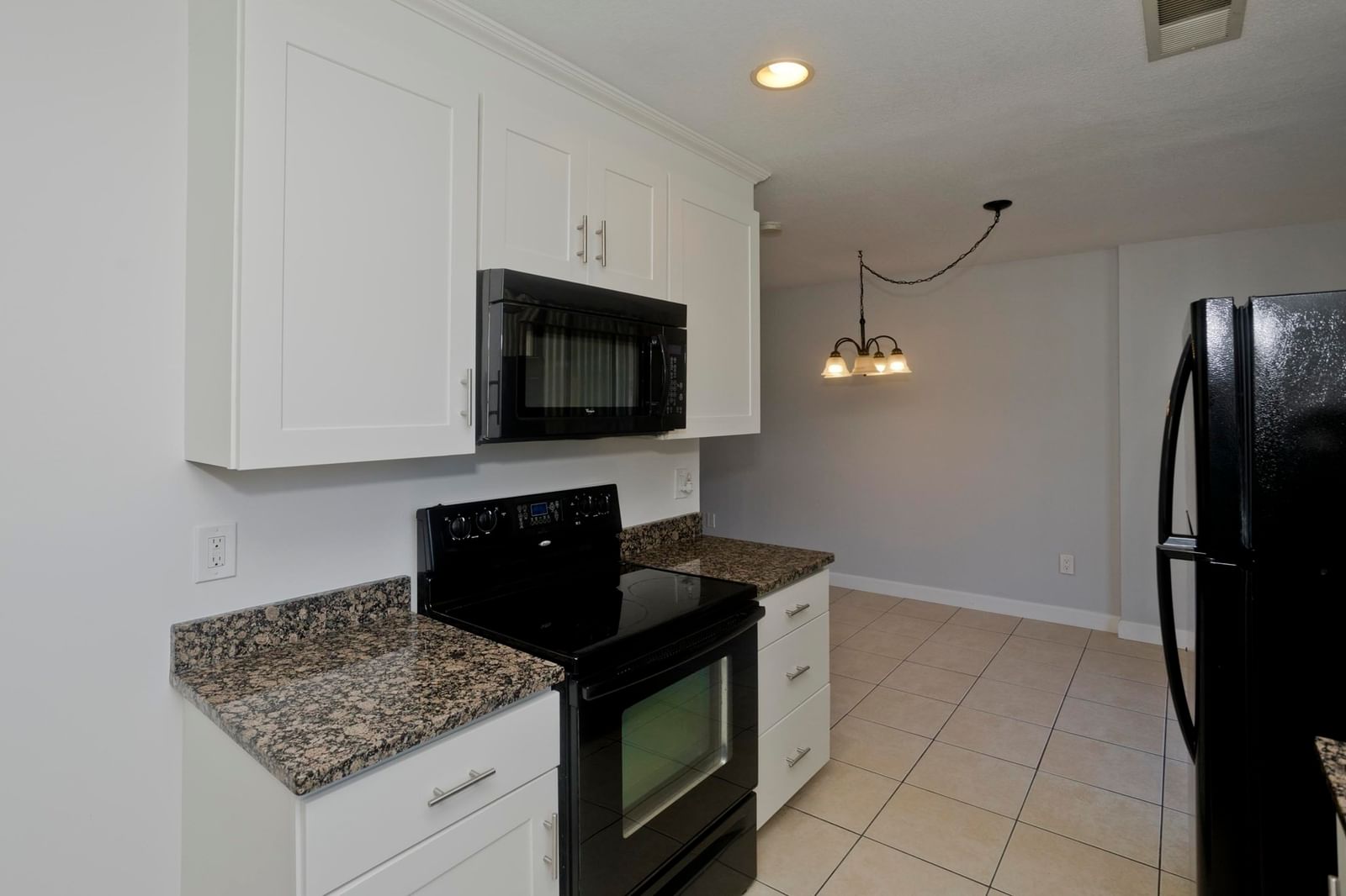 212 Blisswood Village Dr #212 Ludlow — Photo 10 of 25