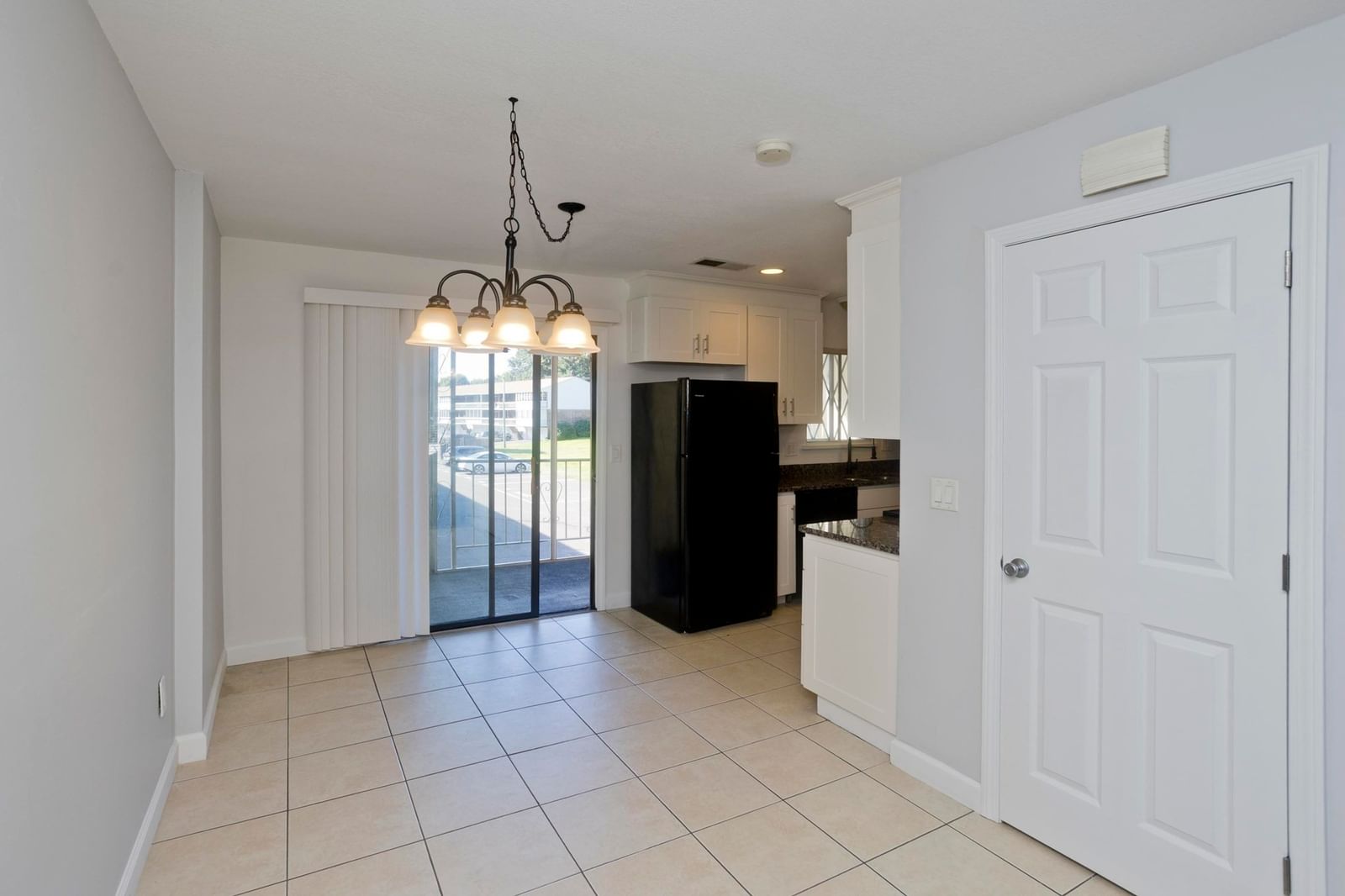 212 Blisswood Village Dr #212 Ludlow — Photo 5 of 25