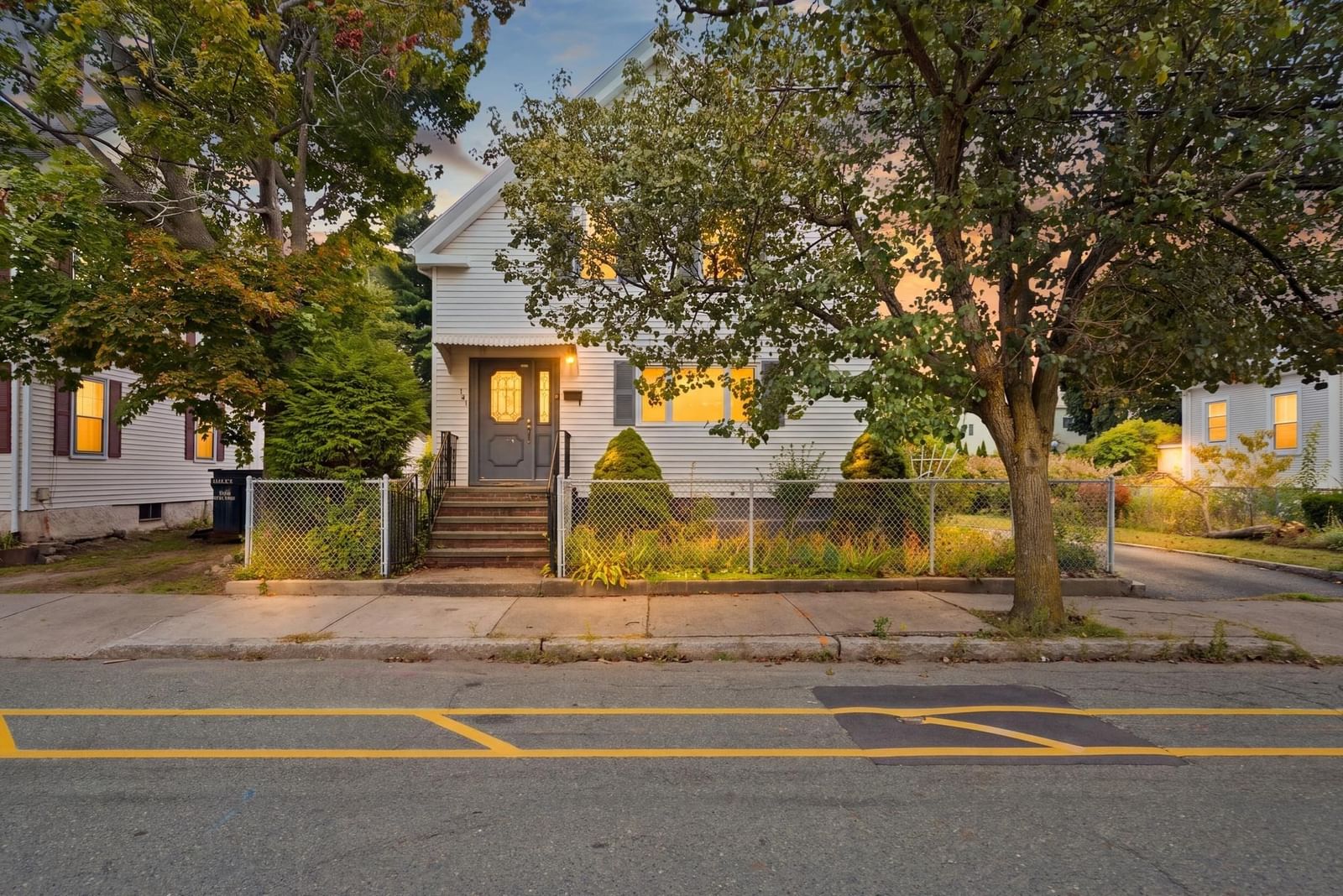 161 Park St Medford — Photo 2 of 40
