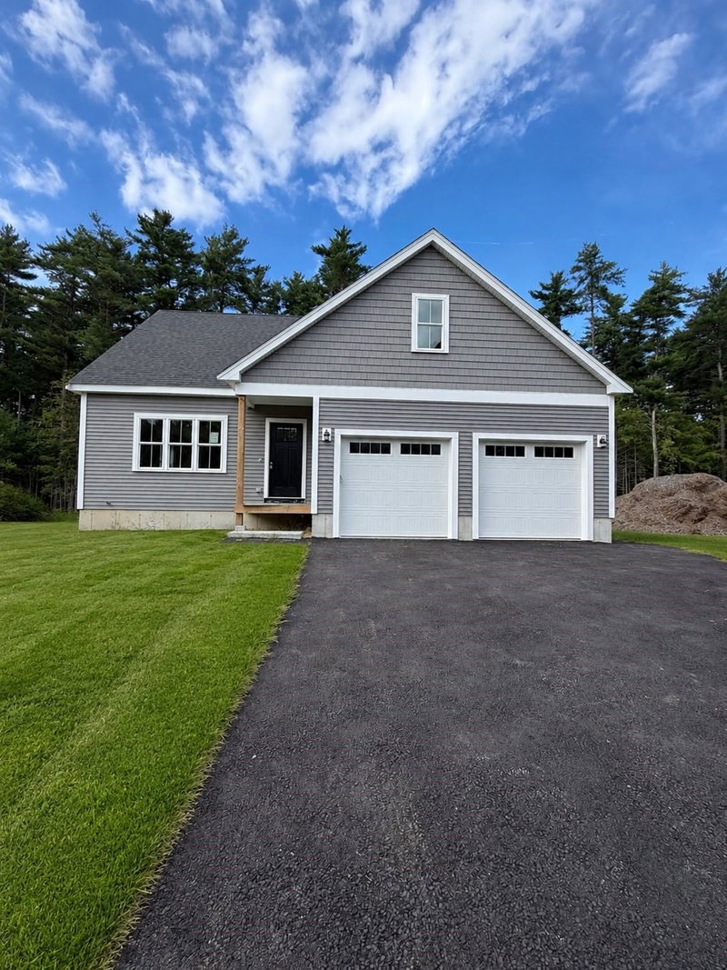 10 Maple Hill Rd