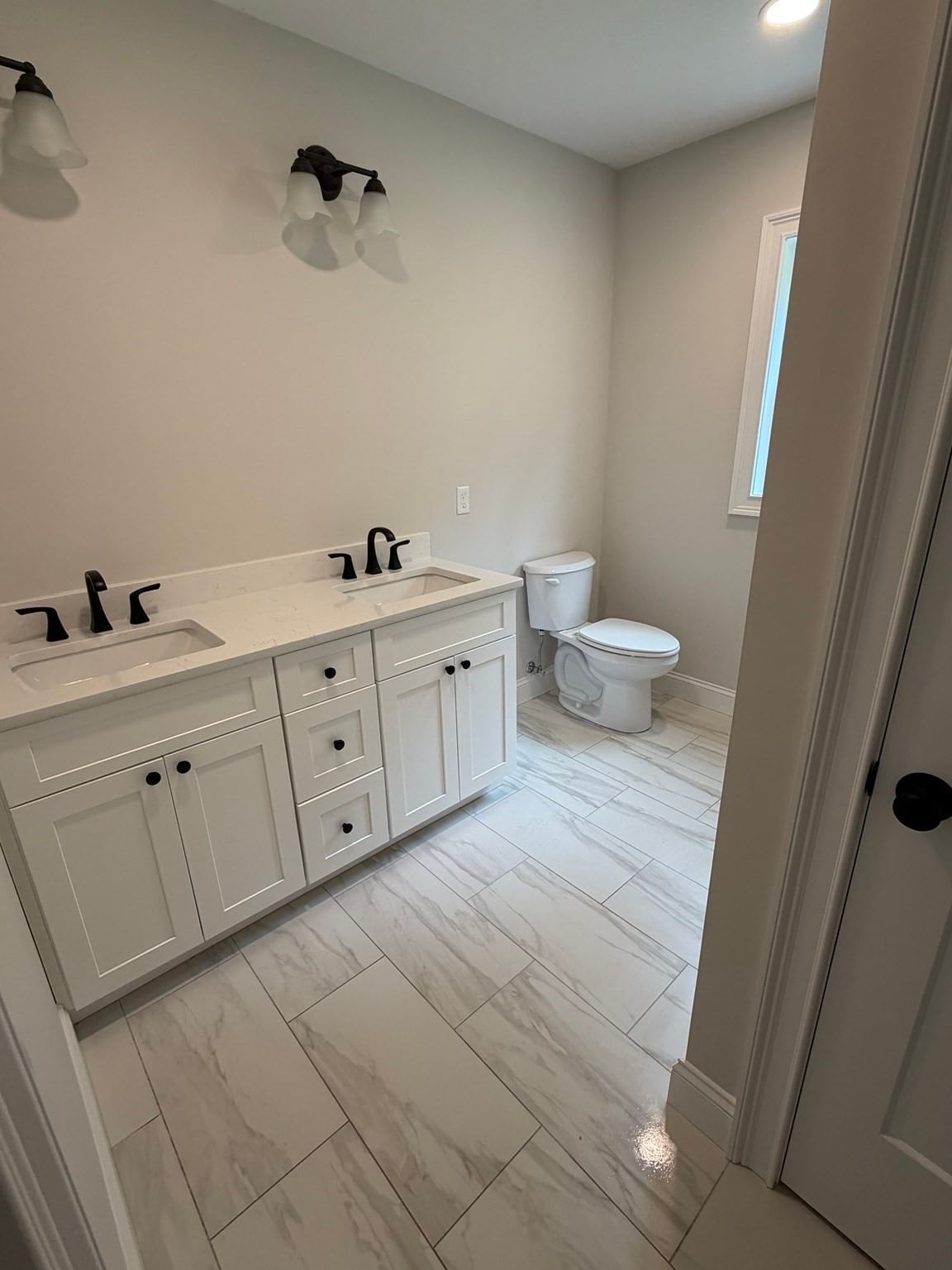 10 Maple Hill Rd Lakeville — Photo 15 of 30