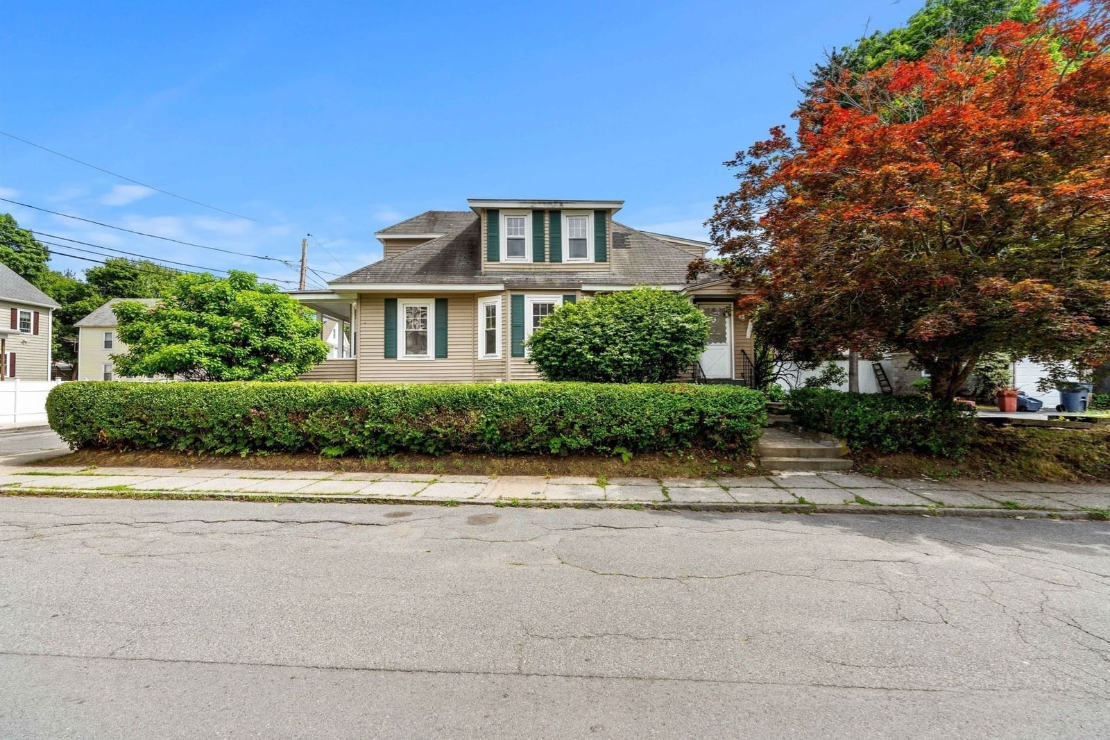 Property at 174 Warwick St, Methuen, MA 01844