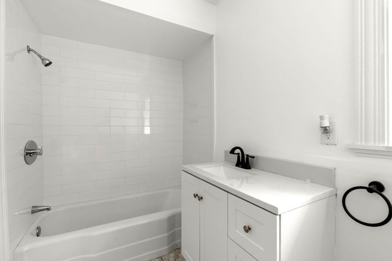 174 Warwick St Methuen — Photo 12 of 25