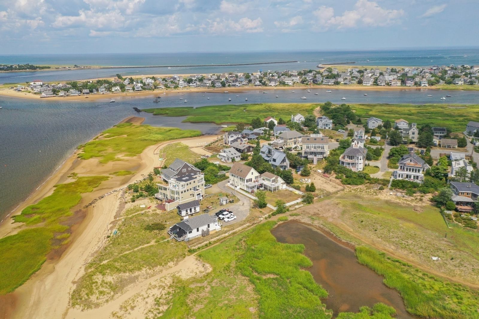 Listing Image 19