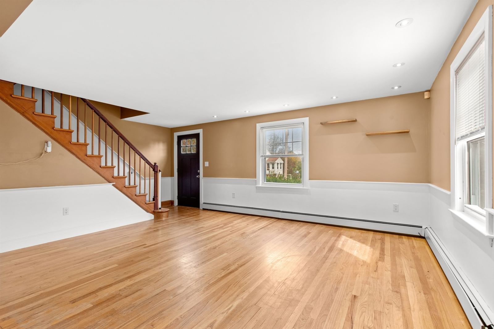 18 Gould Rd Plymouth — Photo 16 of 41