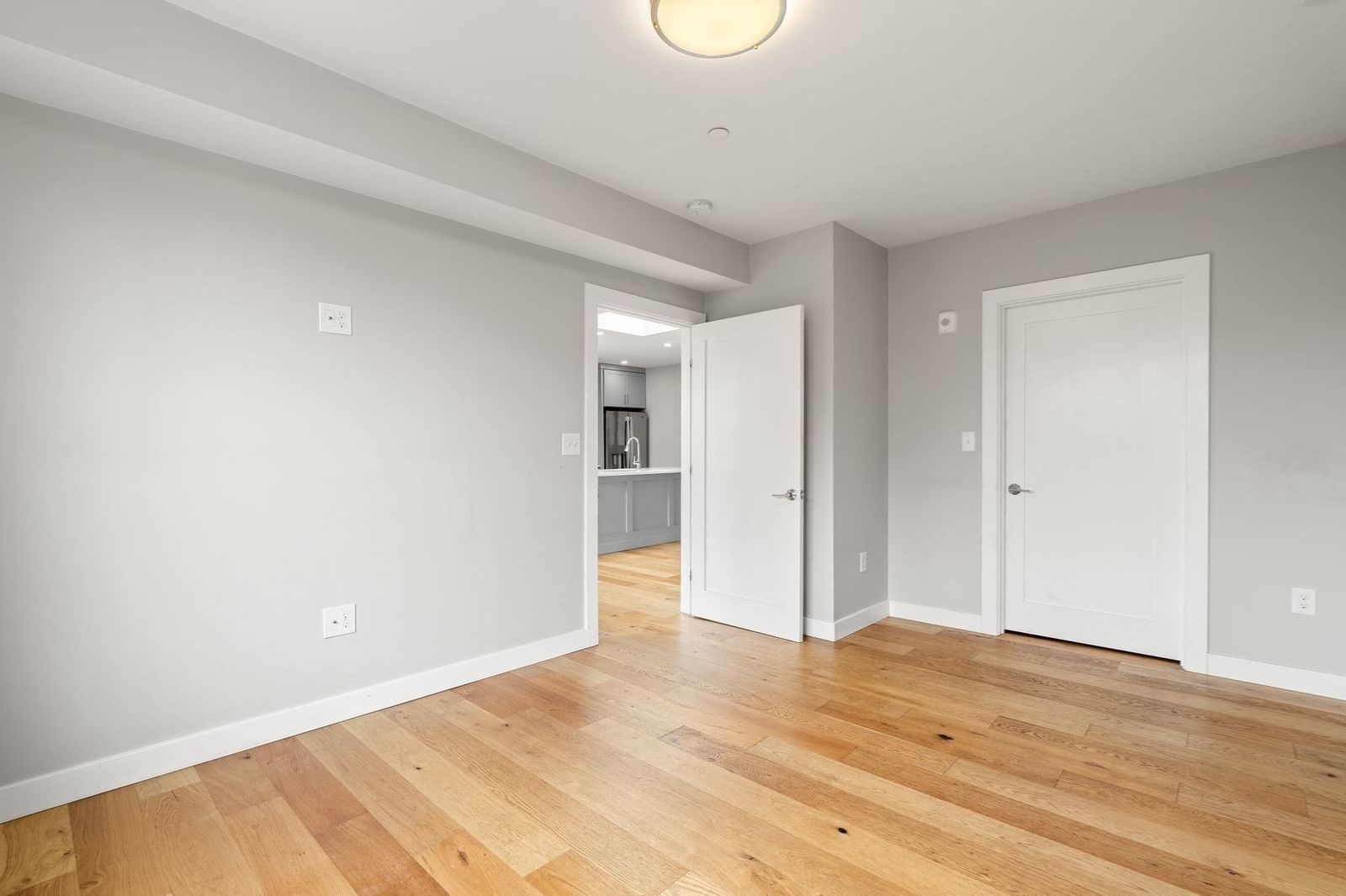 10-16 Everett St #402 Boston — Photo 26 of 39