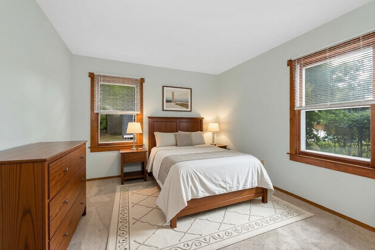 122 Fetherston Ave Lowell — Photo 16 of 42
