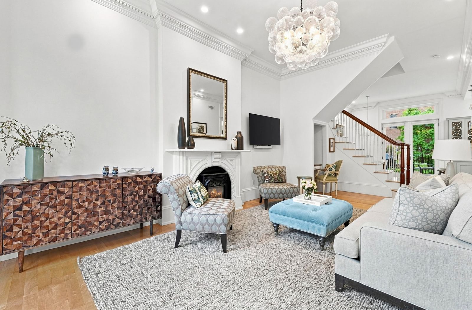 44 Rutland Sq #2 Boston — Photo 2 of 12