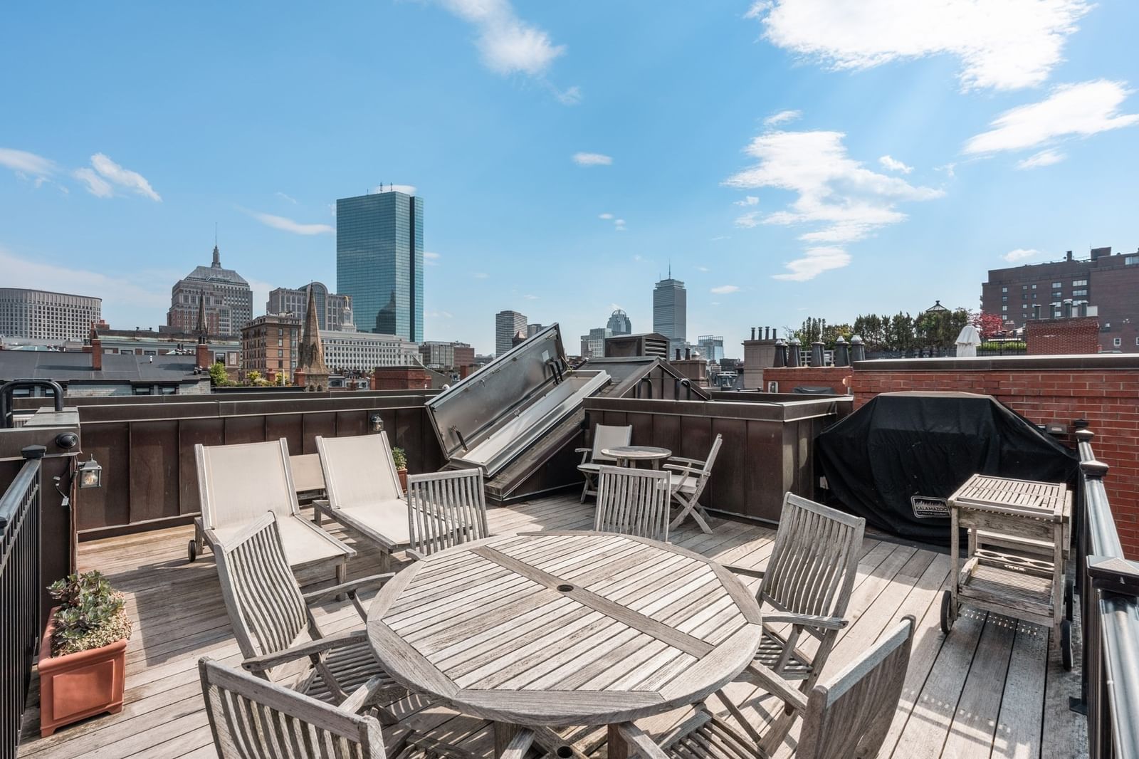 128 Beacon St #H Boston — Photo 22 of 23