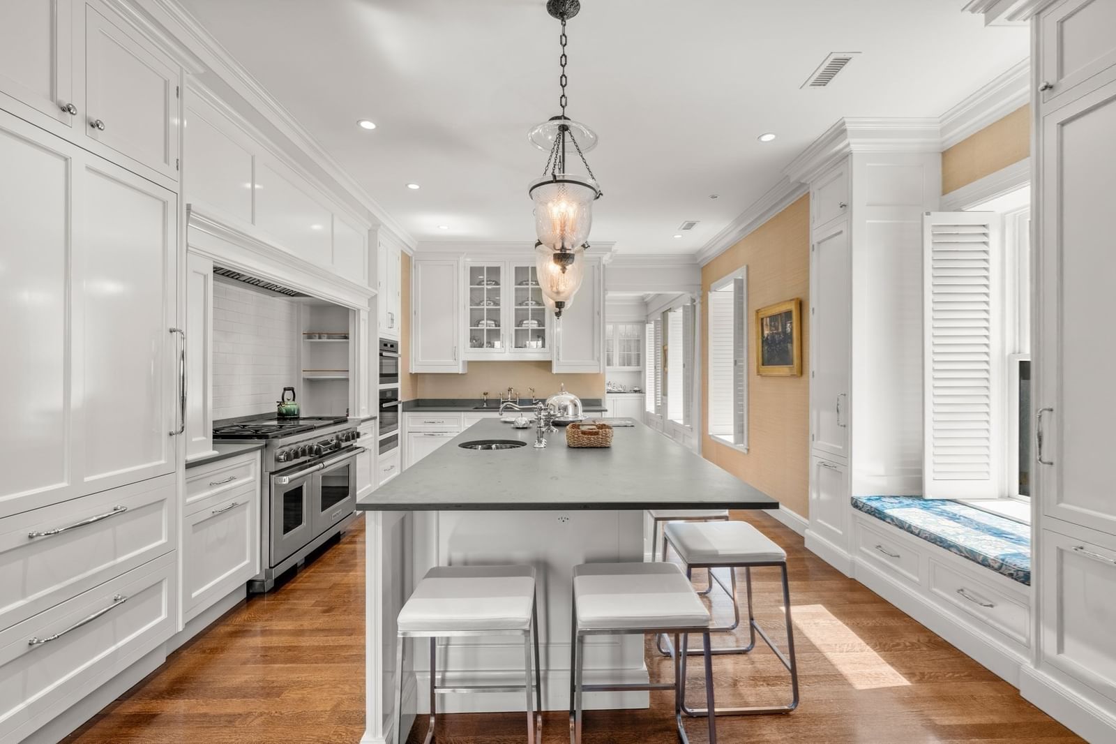 128 Beacon St #H Boston — Photo 8 of 23