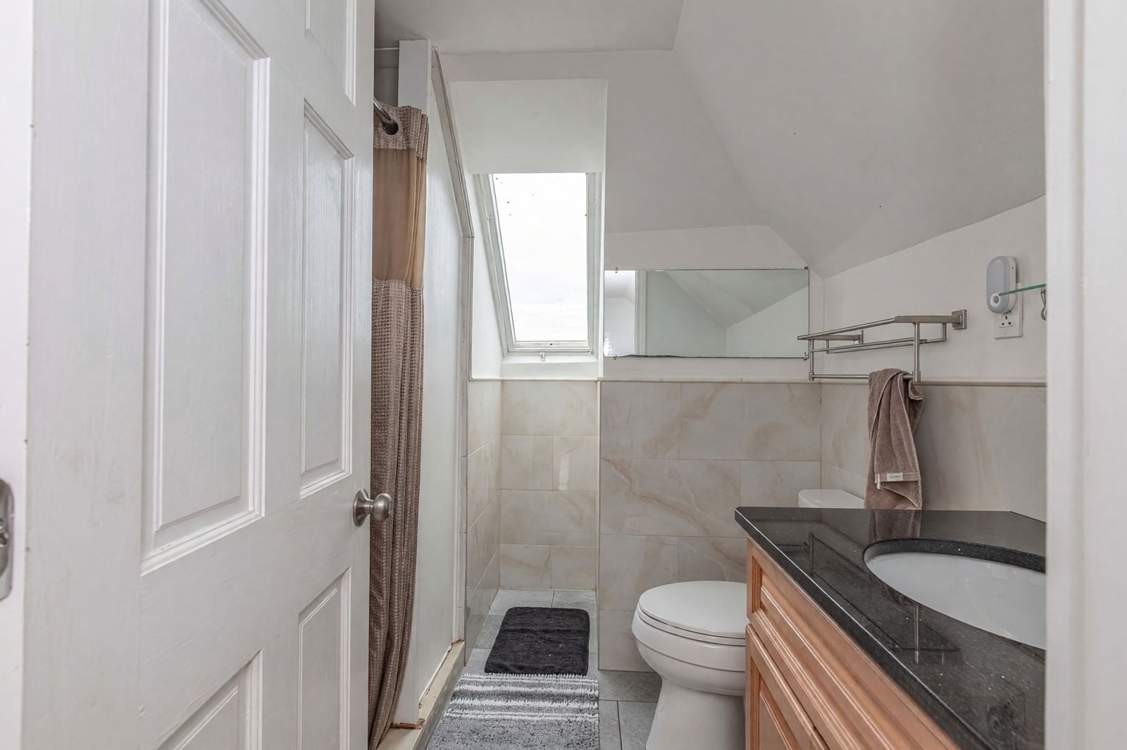 38 Davis St Quincy — Photo 16 of 35