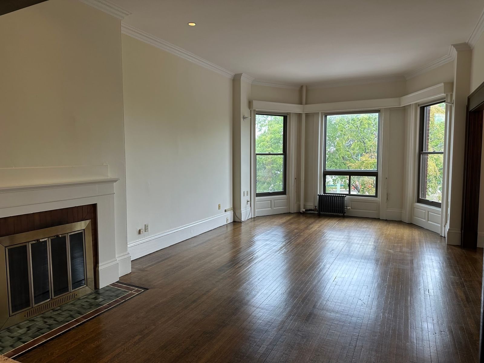 31 Bay State Rd #2 Boston — Photo 2 of 20