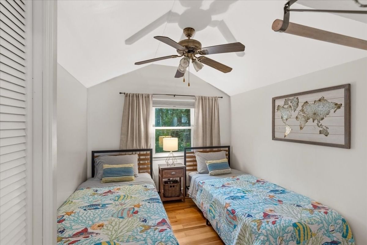 207 Bartlett Rd Plymouth — Photo 24 of 36