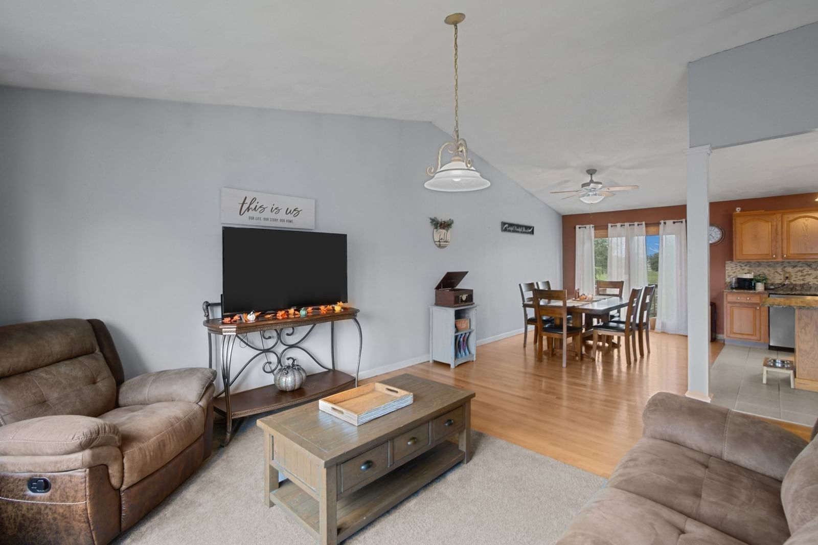 52 Family Dr Fall River — Photo 15 of 42