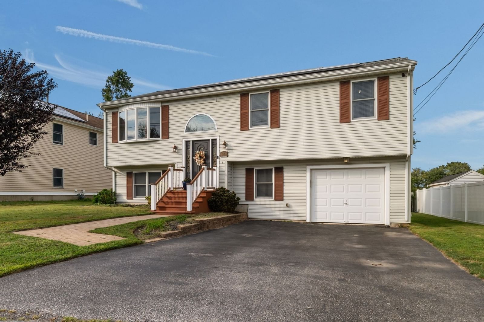 52 Family Dr Fall River — Photo 2 of 42