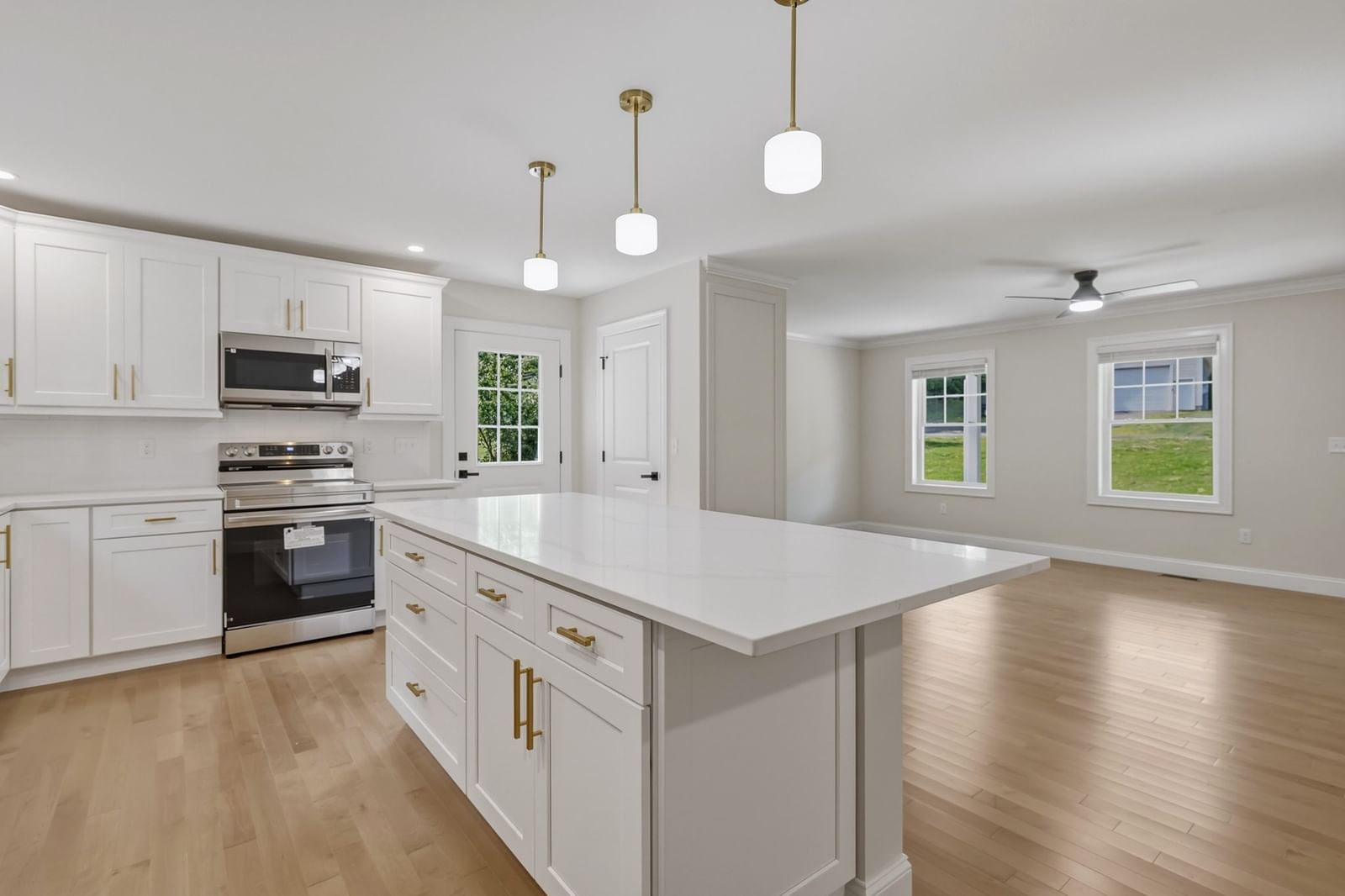 16 Gunn Rd. Ext #B Southampton — Photo 18 of 34