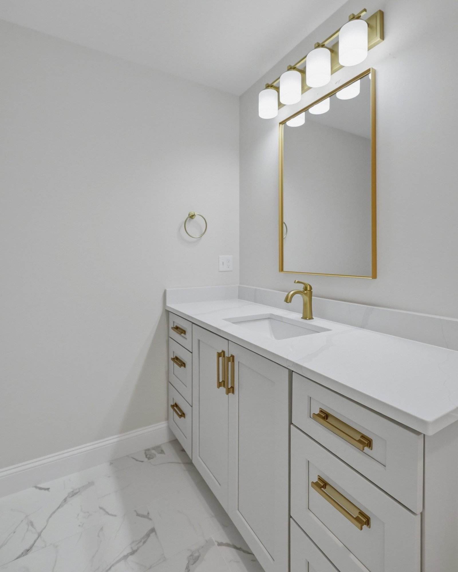 16 Gunn Rd. Ext #B Southampton — Photo 31 of 34
